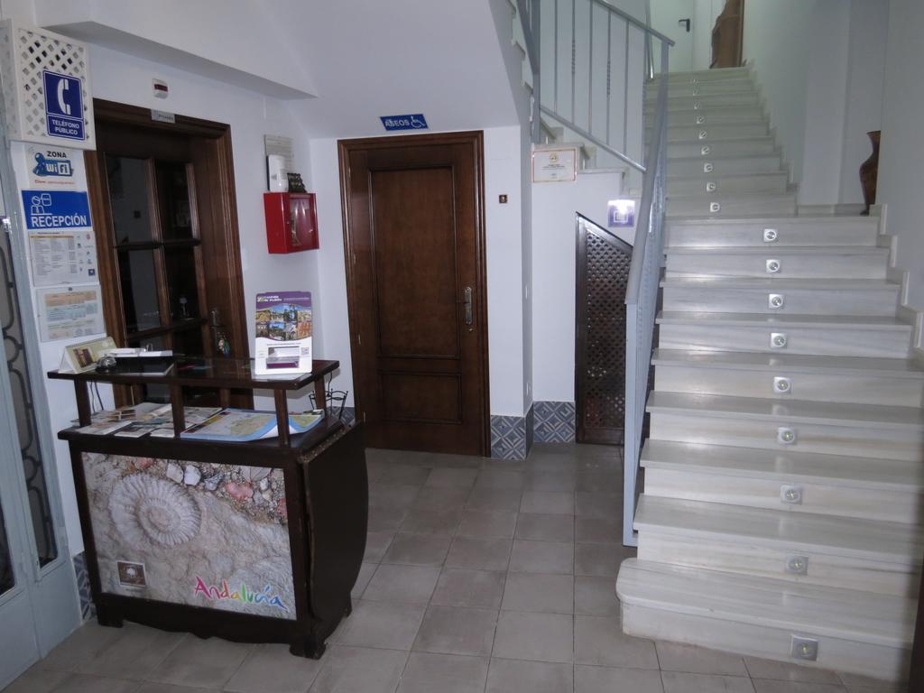 Pension Guerrero Cabra Exterior photo